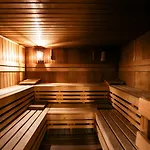 Inside By Hackmann 3*