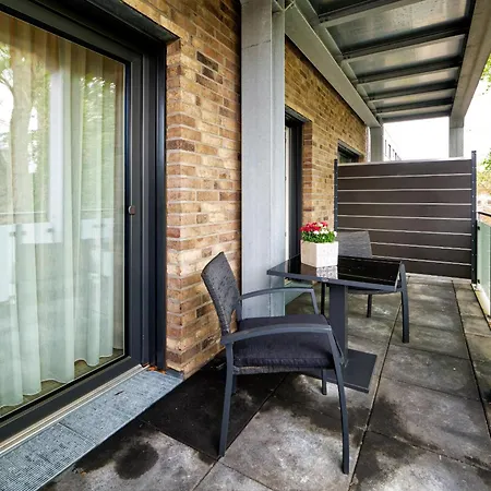 Ξενοδοχείο Inside By Hackmann